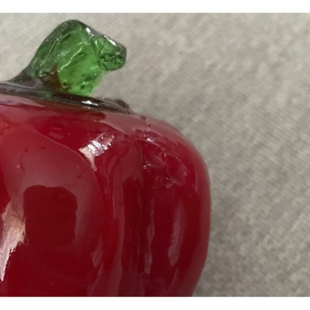 Hand Blown Art Glass Fruit Apple,Pepper,Pear, Tomato w/Wavy Edge Red Bowl - Picture 6 of 6